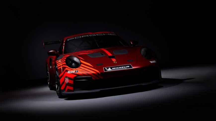 保时捷911GT3RS红黑条纹拉花赛车前视图暗红汽车电脑壁纸