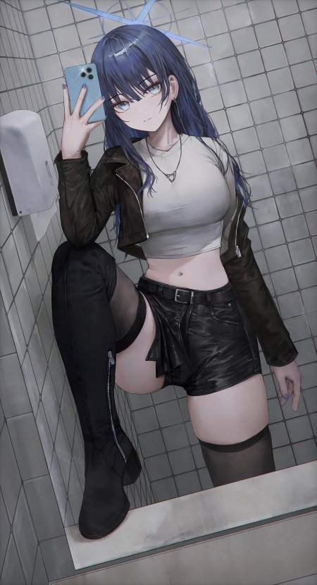 蓝发少女镜前自拍灰白黑酷飒动漫手机壁纸