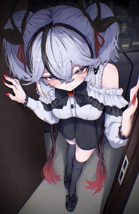鸣潮椿白发双马尾少女俯视手机壁纸