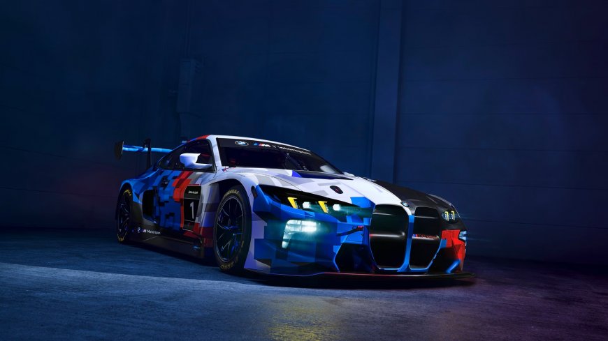 宝马M4GT3赛车蓝白红涂装低趴姿态深蓝光影汽车电脑壁纸