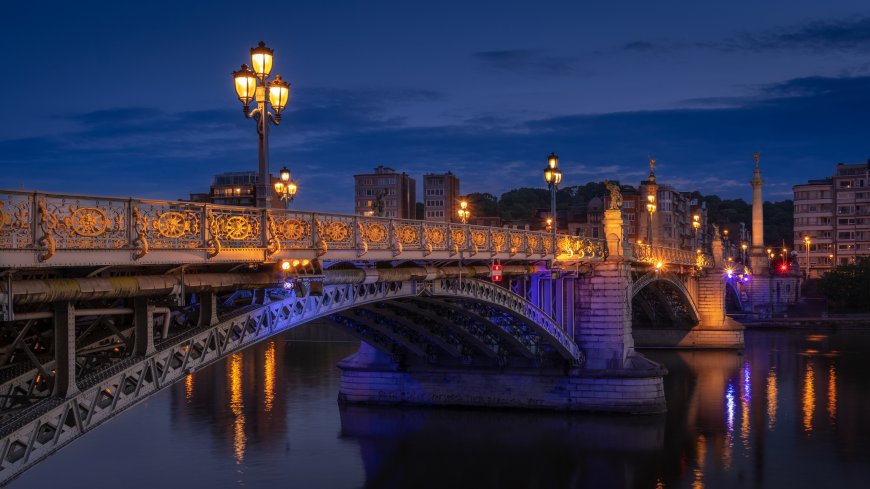 波尔多皮埃尔桥夜景蓝紫城市建筑电脑壁纸