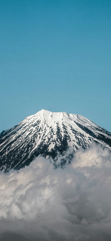 富士山雪顶云海环绕蓝白风景手机壁纸