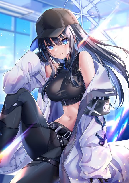 蔚蓝眼眸黑发少女戴帽白外套黑紧身衣动漫手机壁纸