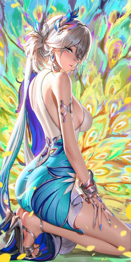 白发少女回眸孔雀羽毛斑斓背景动漫手机壁纸