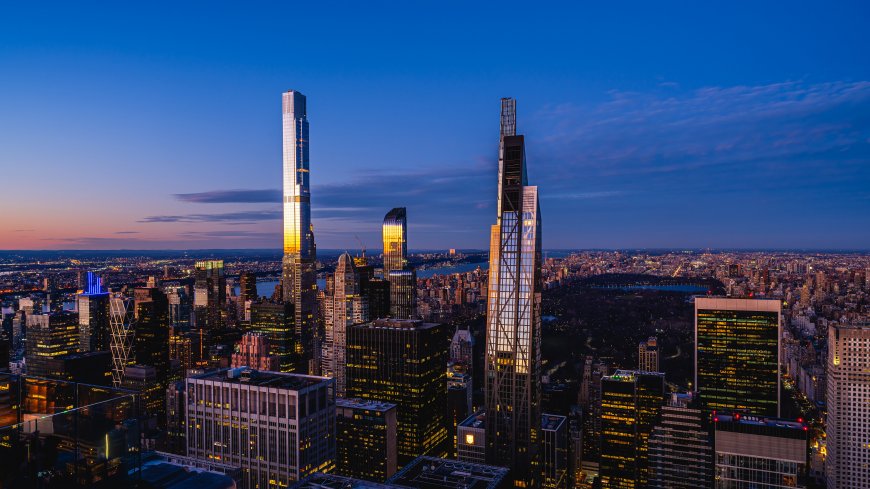 纽约曼哈顿摩天大楼群夜景蓝紫城市建筑电脑壁纸