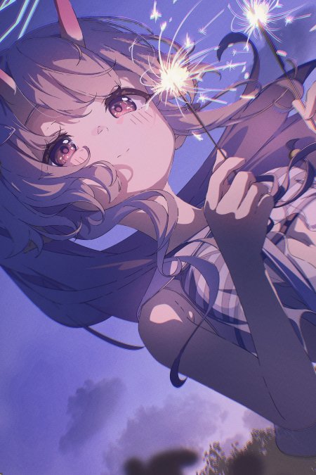 紫发少女手持烟花仰望夜空粉紫动漫手机壁纸