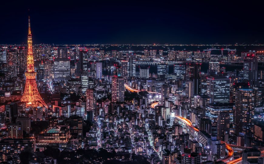东京塔夜景璀璨灯火辉煌蓝紫城市建筑电脑壁纸