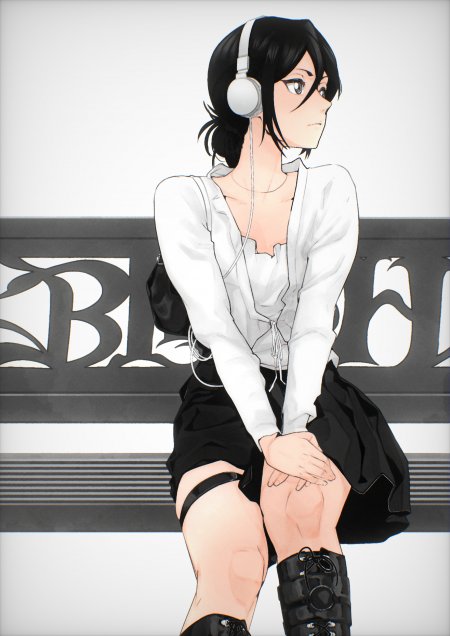 黑发少女戴耳机坐长椅白衫黑裙动漫手机壁纸