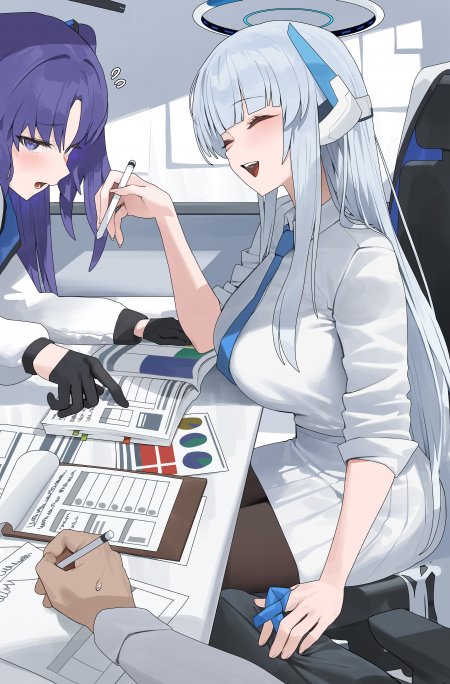 蔚蓝档案早濑优香、生盐乃爱少女办公讨论蓝白动漫手机壁纸