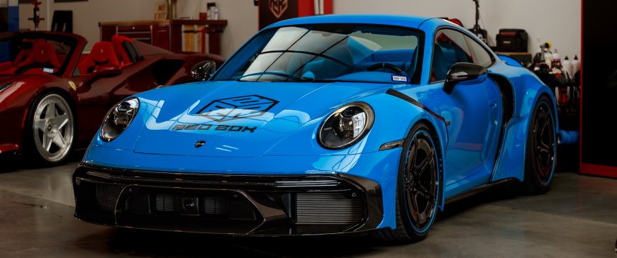 保时捷911GT3RS蓝黑碳纤改装跑车炫光汽车电脑壁纸