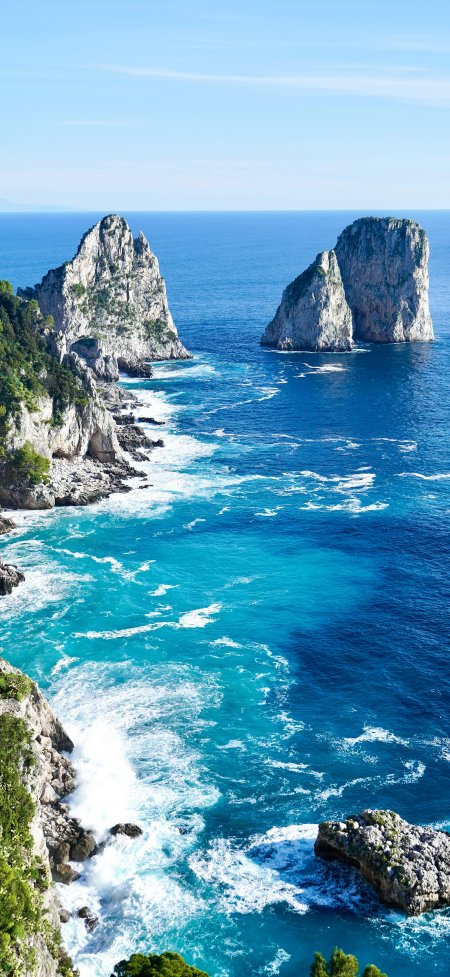 卡普里岛法拉廖尼岩海蚀柱蔚蓝碧海白浪自然风景手机壁纸