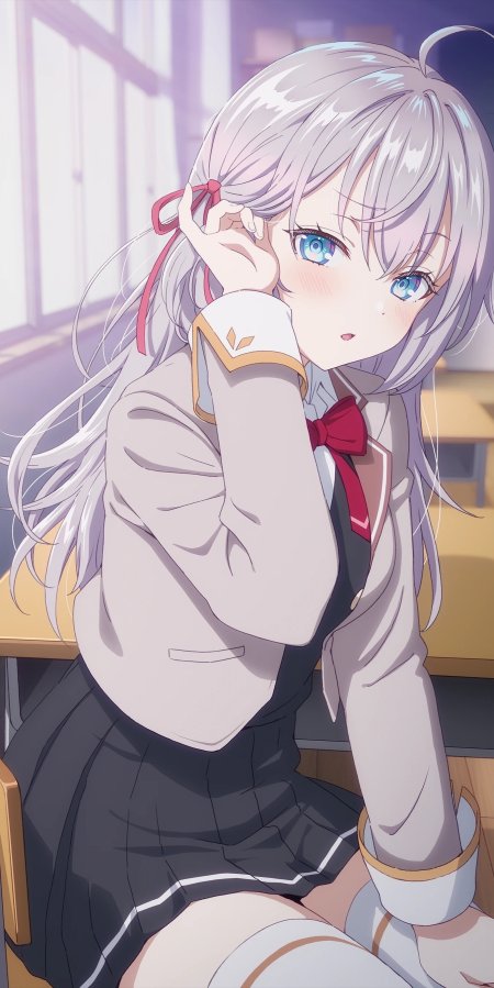 银发蓝眼少女校服侧坐教室柔光动漫手机壁纸