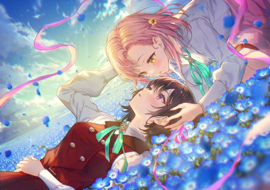 两位少女蓝花丛中相拥粉紫梦幻动漫电脑壁纸