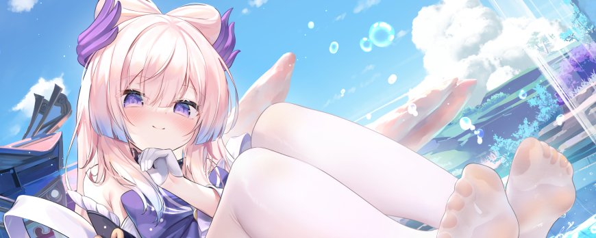 碧蓝航线绫波粉发紫瞳少女躺卧水泡蓝天动漫电脑壁纸
