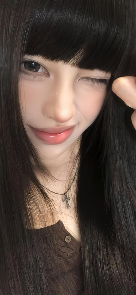 黑长直齐刘海美女微笑暖肤人物摄影手机壁纸