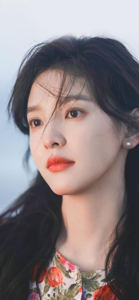 黑发美女微风拂面浅笑嫣然暖柔人物摄影手机壁纸