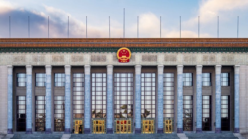 人民大会堂宏伟庄严蓝灰城市地标建筑电脑壁纸