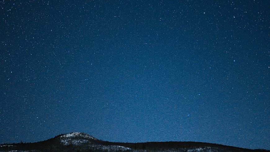雪山星空夜景大兴安岭夜景