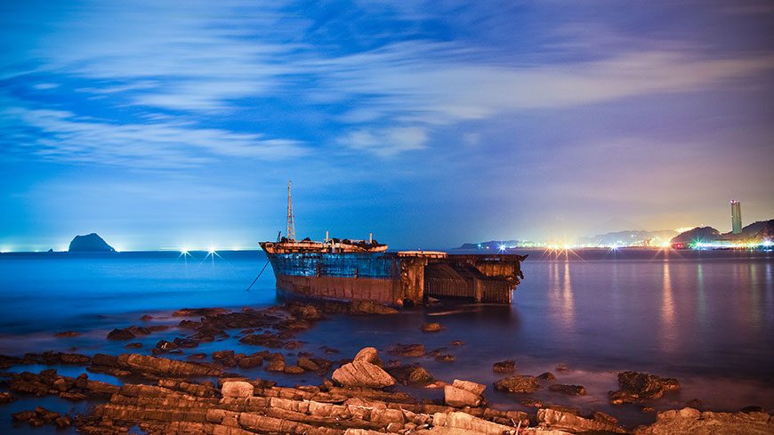 漂亮的海滨夜景风景4K壁纸